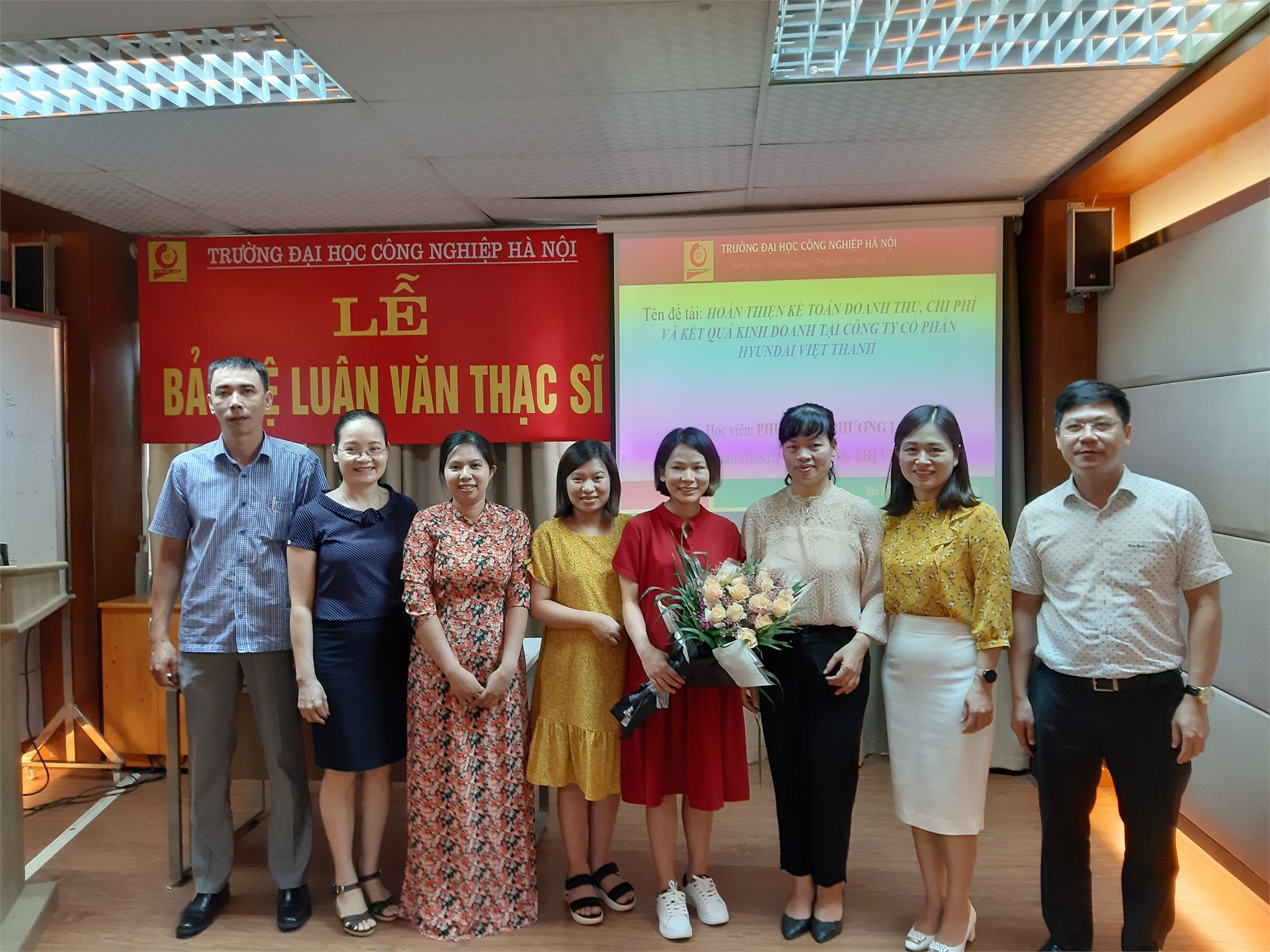 Tổ chức Lễ bảo vệ luận văn thạc sĩ ngành Kế toán cho các học viên cao học khóa 8 đợt 1 (2018-2020), Trường Đại học Công nghiệp Hà Nội