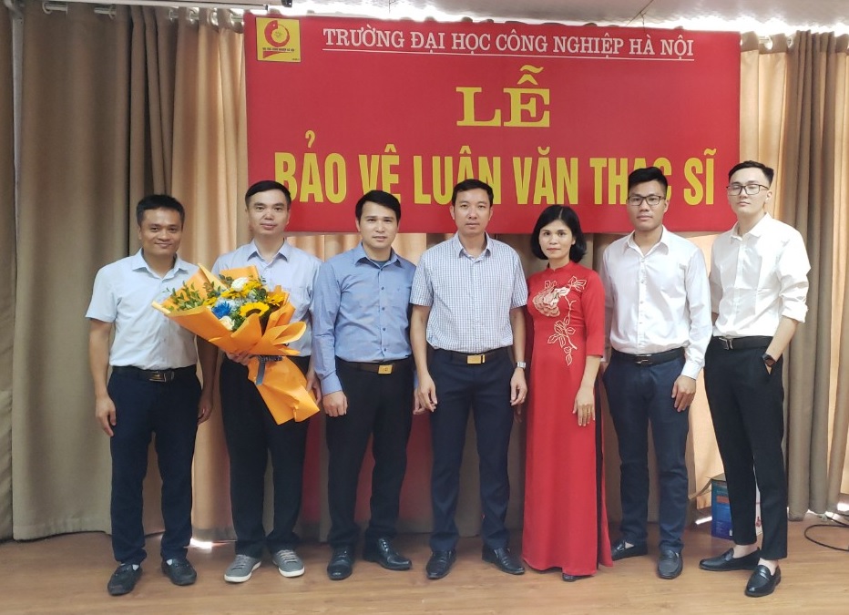 Tổ chức bảo vệ luận văn thạc sĩ ngành Hệ thống thông tin cho học viên cao học - Khóa 10 (2020-2022).