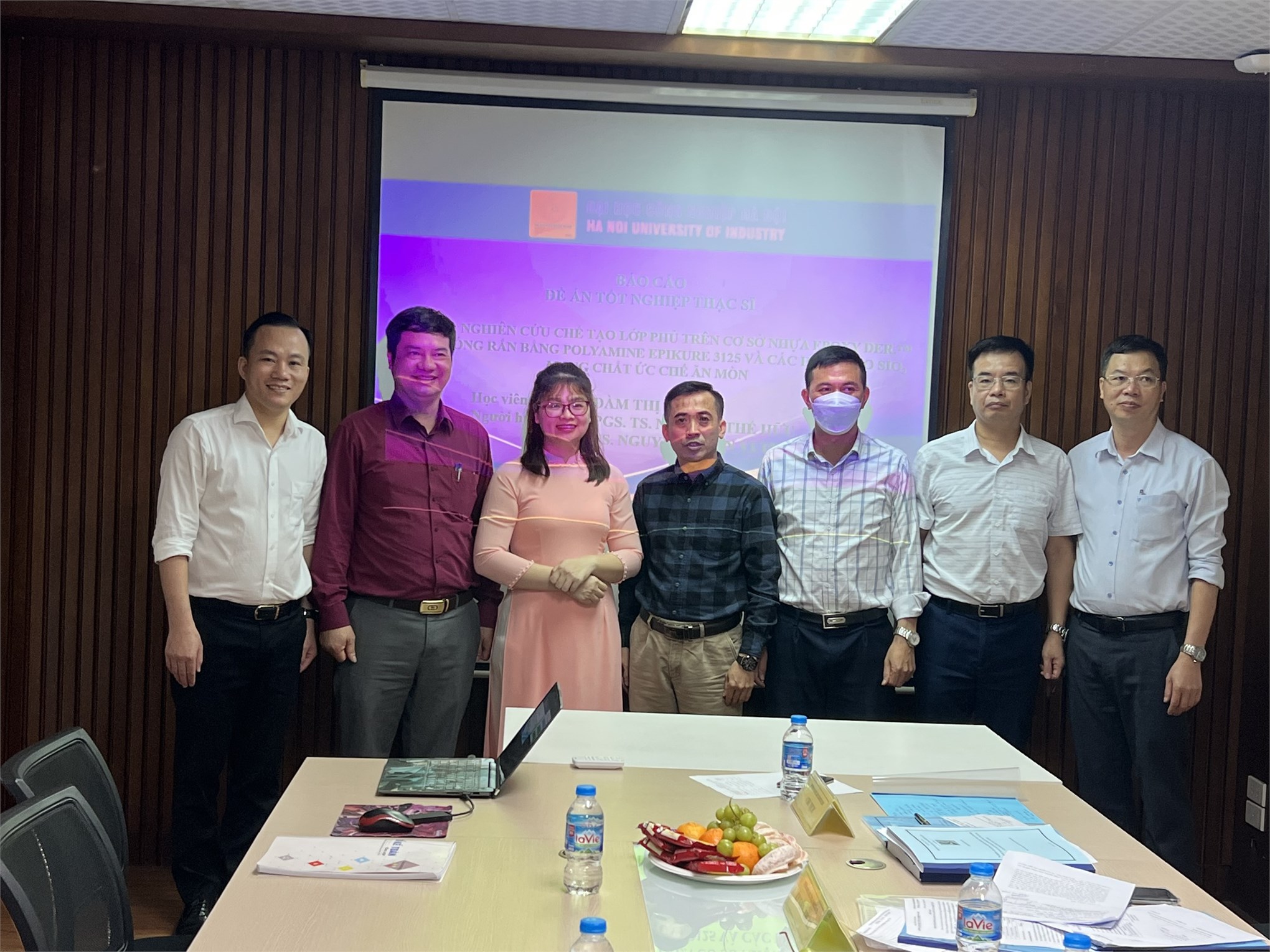 Trường Đại học Công nghiệp Hà Nội, tổ chức bảo vệ đề án tốt nghiệp cho học viên cao học ngành Kỹ thuật Hóa học – Khóa 11.