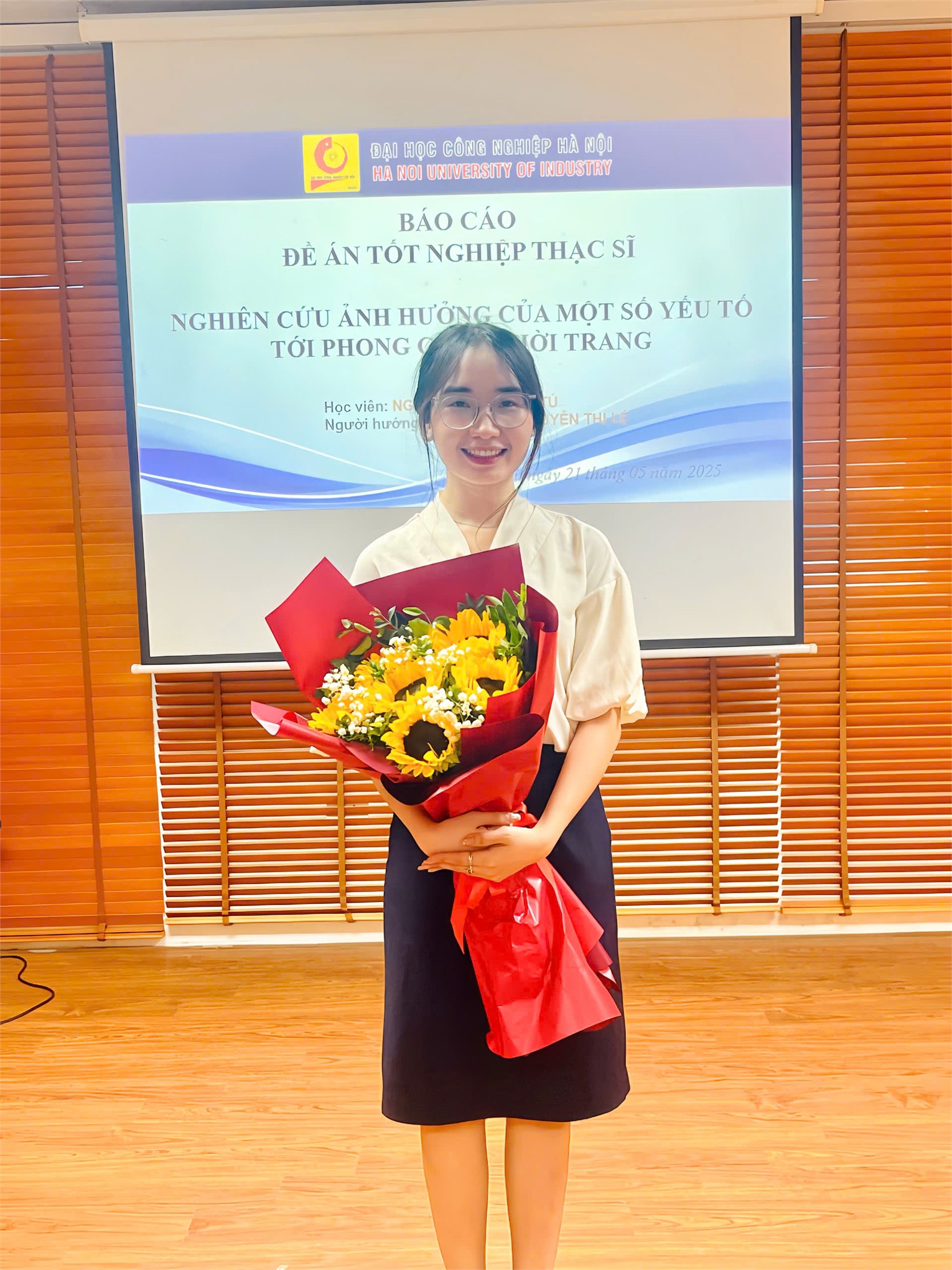 Chúc mừng học viên cao học ngành Công nghệ dệt, may bảo vệ thành công đề án tốt nghiệp thạc sĩ