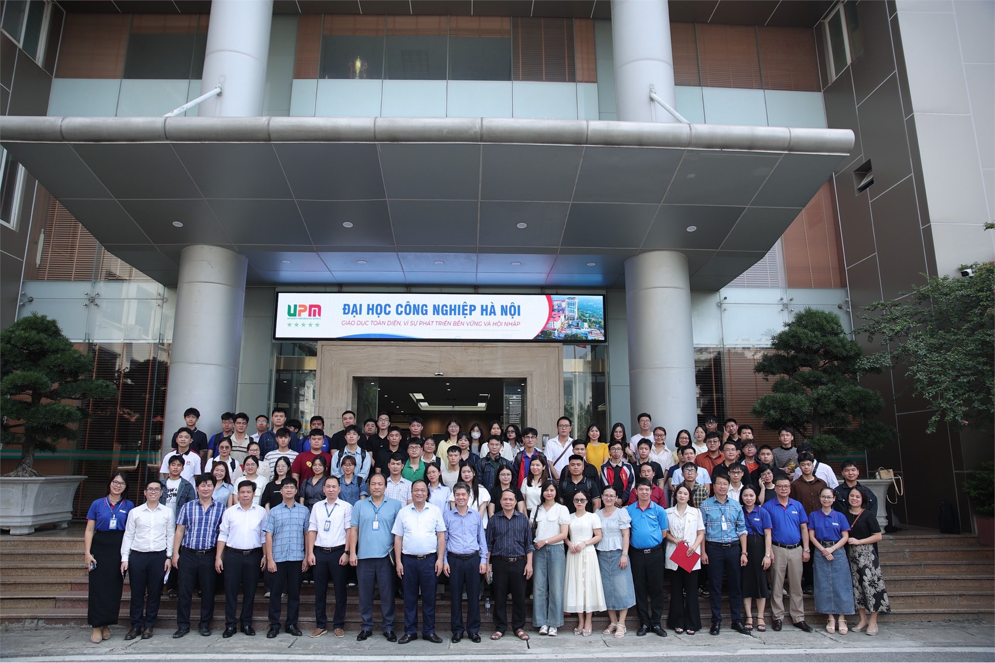Tổ chức nhập học và sinh hoạt đầu khóa cho học viên cao học khóa 15 đợt 2 năm 2025
