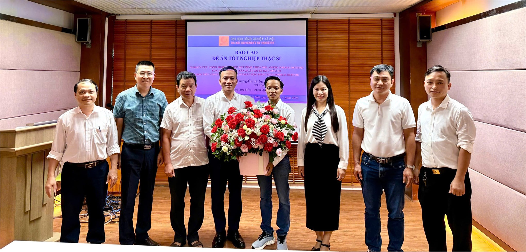 Trường Đại học Công nghiệp Hà Nội tổ chức lễ bảo vệ đề án tốt nghiệp cho học viên cao học ngành Kỹ thuật Hóa học
