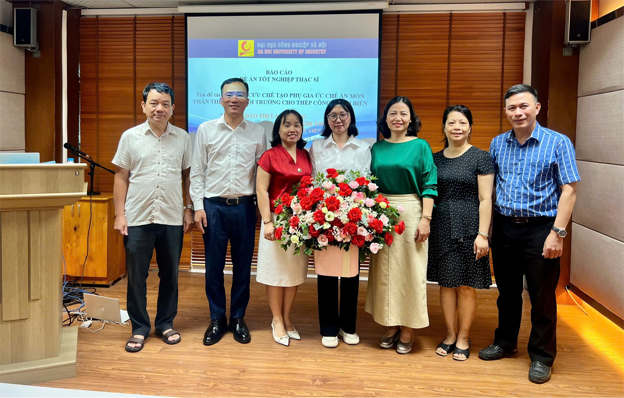 Trường Đại học Công nghiệp Hà Nội tổ chức lễ bảo vệ đề án tốt nghiệp cho học viên cao học ngành Kỹ thuật Hóa học