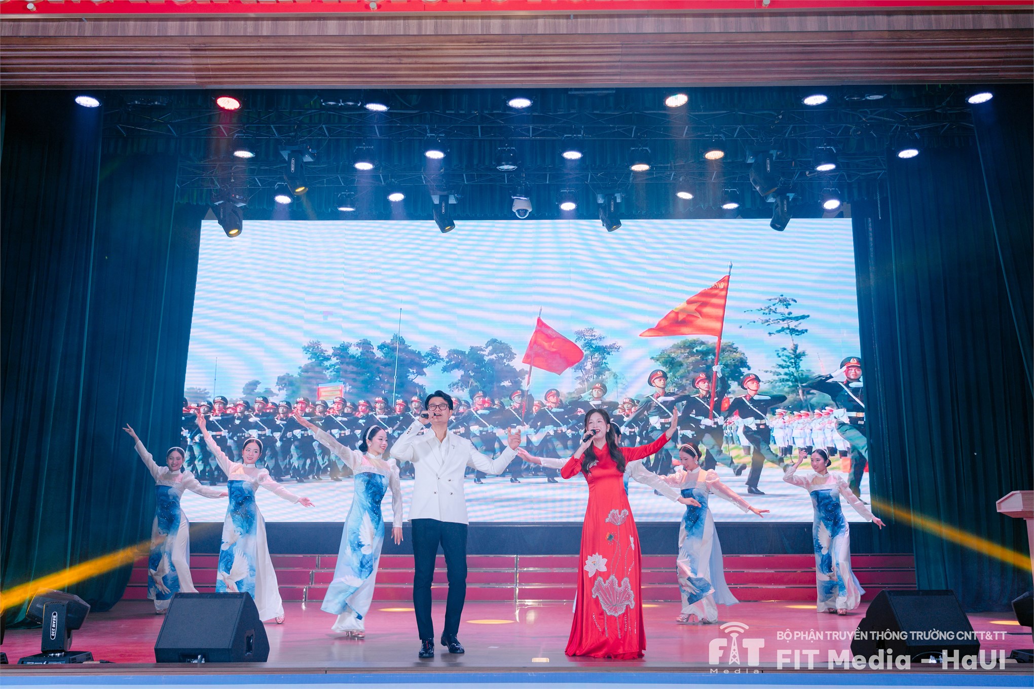 Trường Đại học Công nghiệp Hà Nội: Lễ vinh danh 84 tân Tiến sĩ, Thạc sĩ và khai giảng chương trình đào tạo sau đại học năm 2025