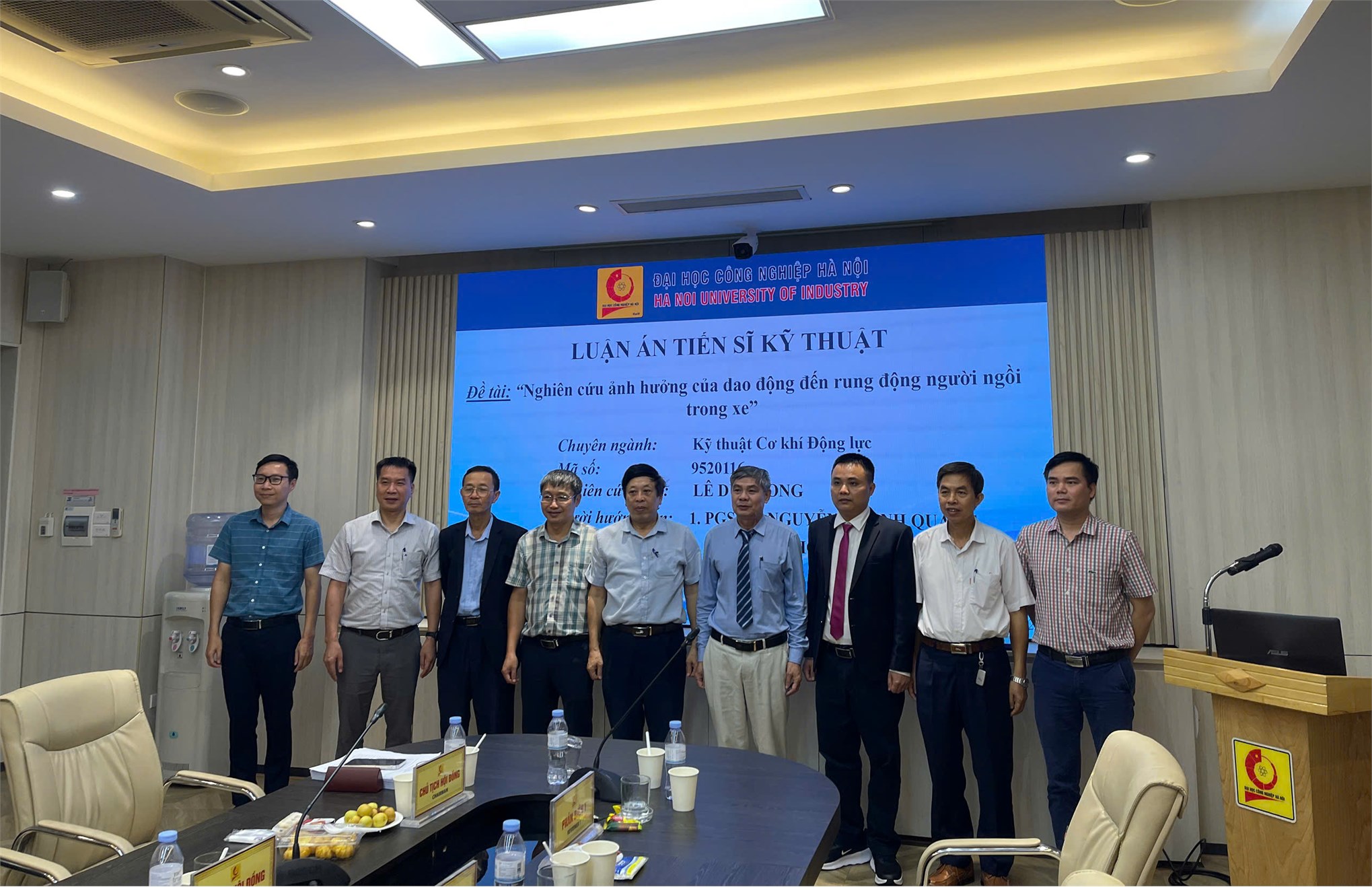 Tổ chức bảo vệ luận án tiến sĩ cấp đơn vị chuyên môn cho NCS Lê Duy Long ngành Kỹ thuật cơ khí động lực