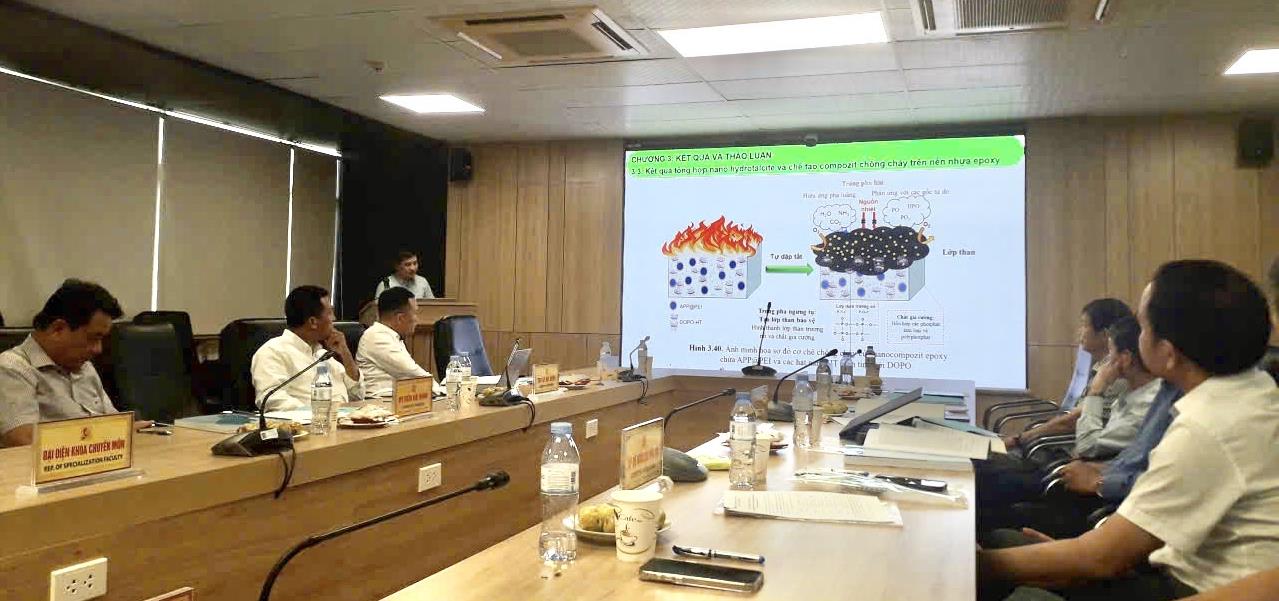 Chúc mừng nghiên cứu sinh Trương Công Doanh bảo vệ thành công luận án tiến sĩ cấp đơn vị chuyên môn, ngành Kỹ thuật hóa học