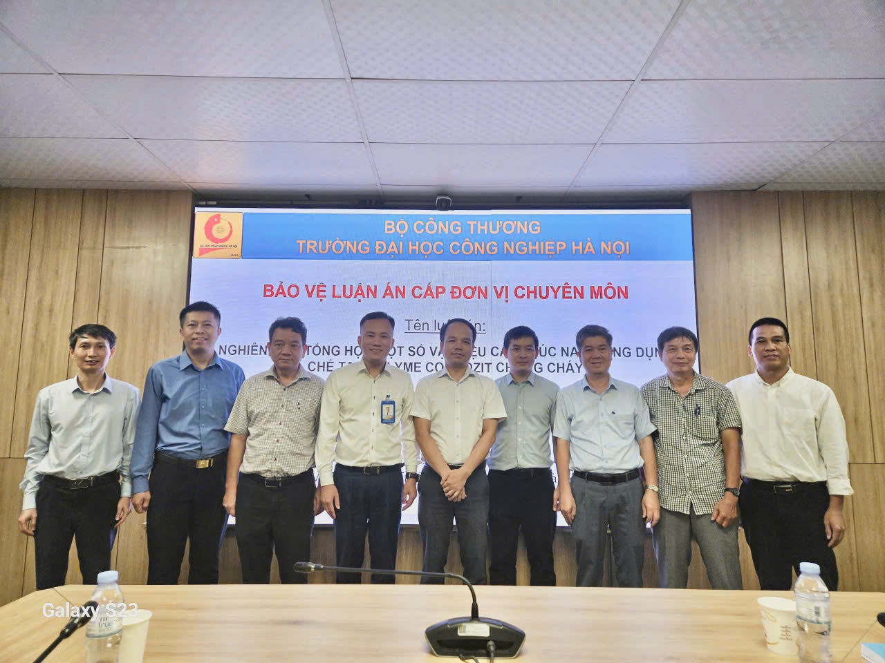 Chúc mừng nghiên cứu sinh Trương Công Doanh bảo vệ thành công luận án tiến sĩ cấp đơn vị chuyên môn, ngành Kỹ thuật hóa học
