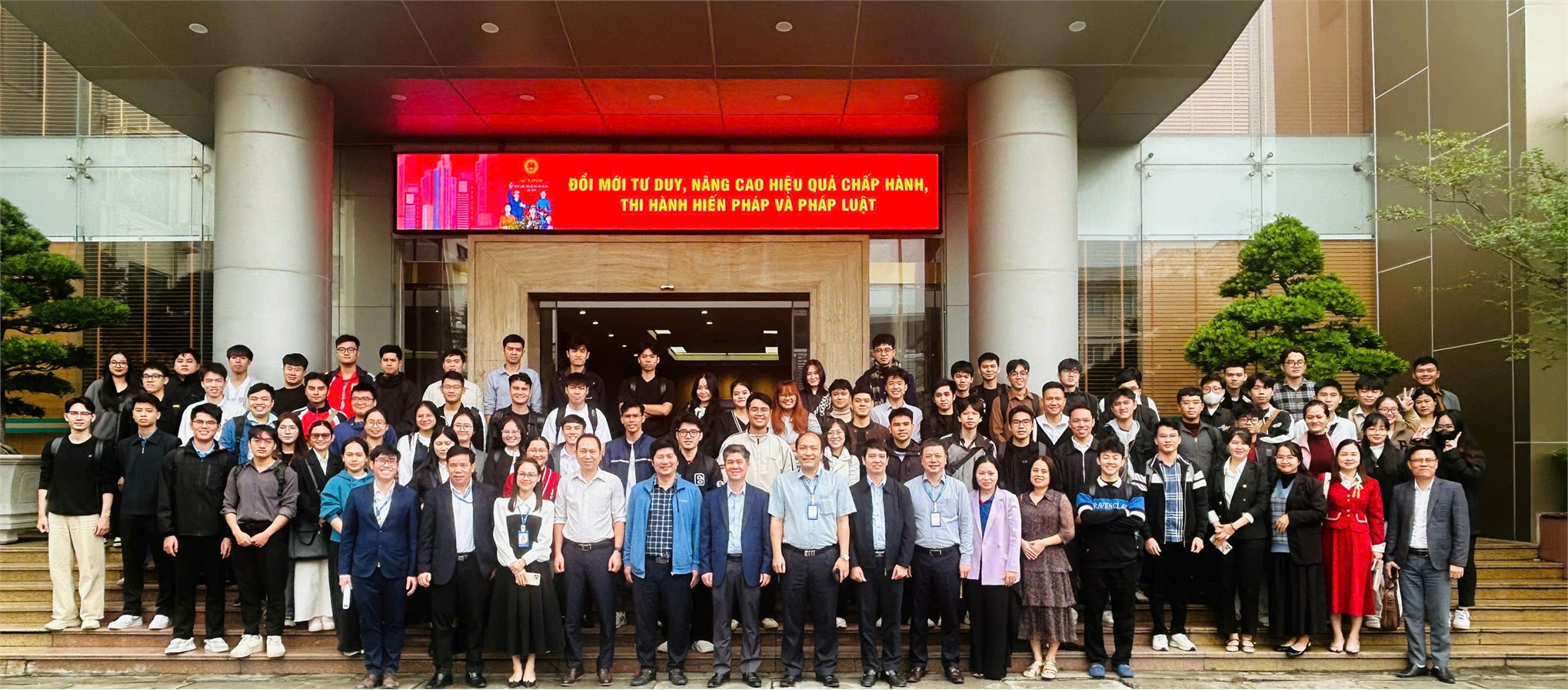 Tổ chức nhập học và sinh họa đầu khóa cho học viên cao học khóa 15 đợt 3 năm 2025