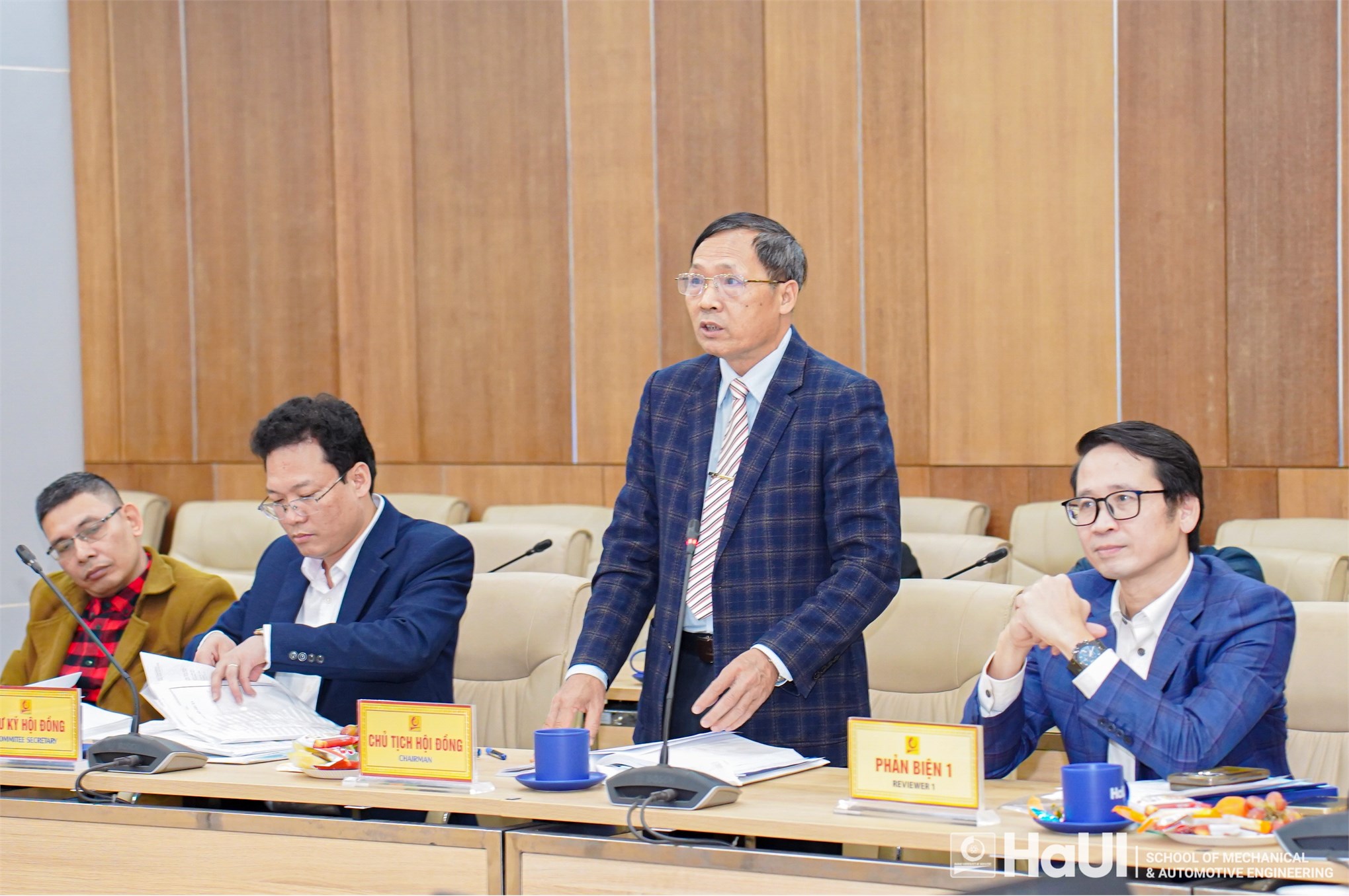 HaUI tổ chức thành công buổi bảo vệ luận án tiến sĩ cho NCS Nguyễn Hồng Tiến – Ngành Kỹ thuật cơ khí