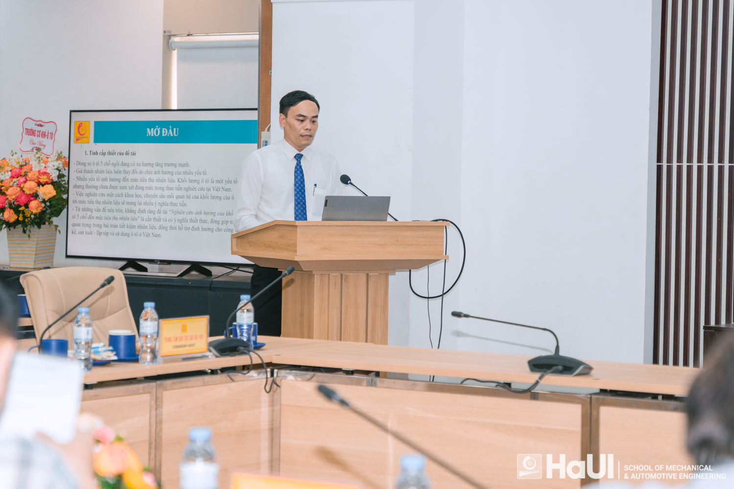 Chúc mừng NCS Ngô Quang Tạo bảo vệ thành công luận án tiến sĩ cấp Trường, Ngành Kỹ thuật cơ khí động lực